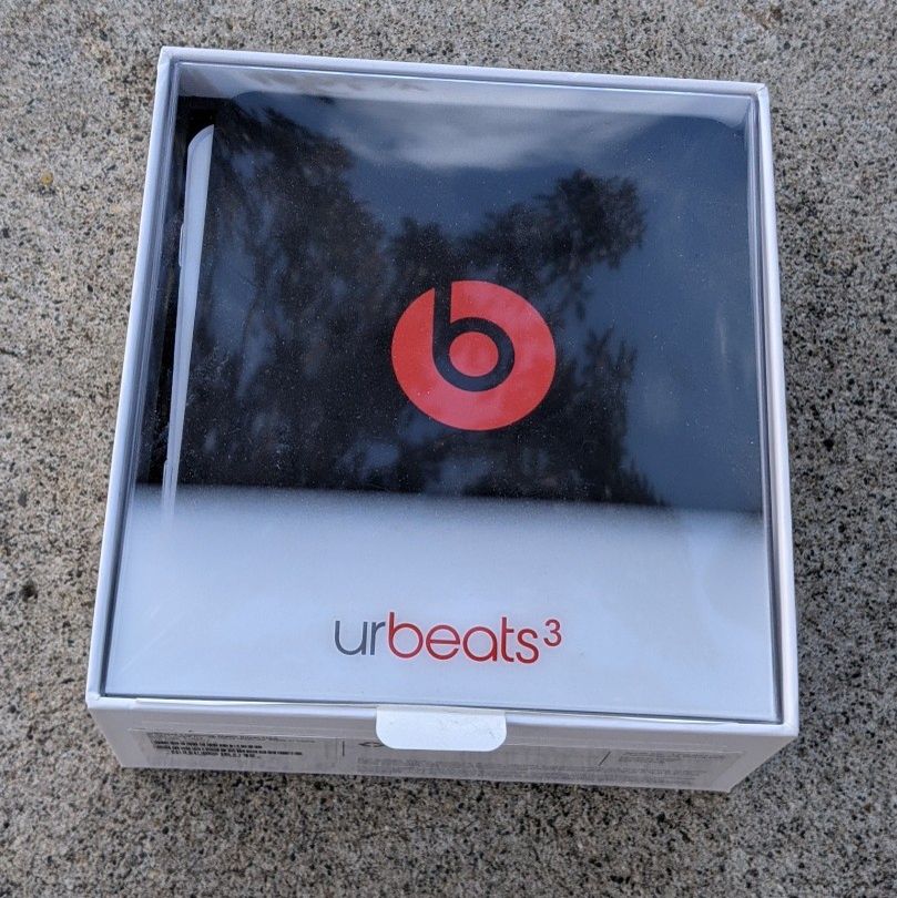 FREE UrBeats 3 Corded Earbuds (not working)