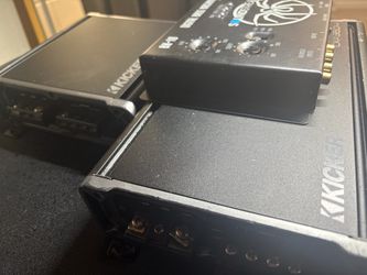 Kicker Car Amplifiers 400.1/CXA360.4 with Epicentro Soundstream
