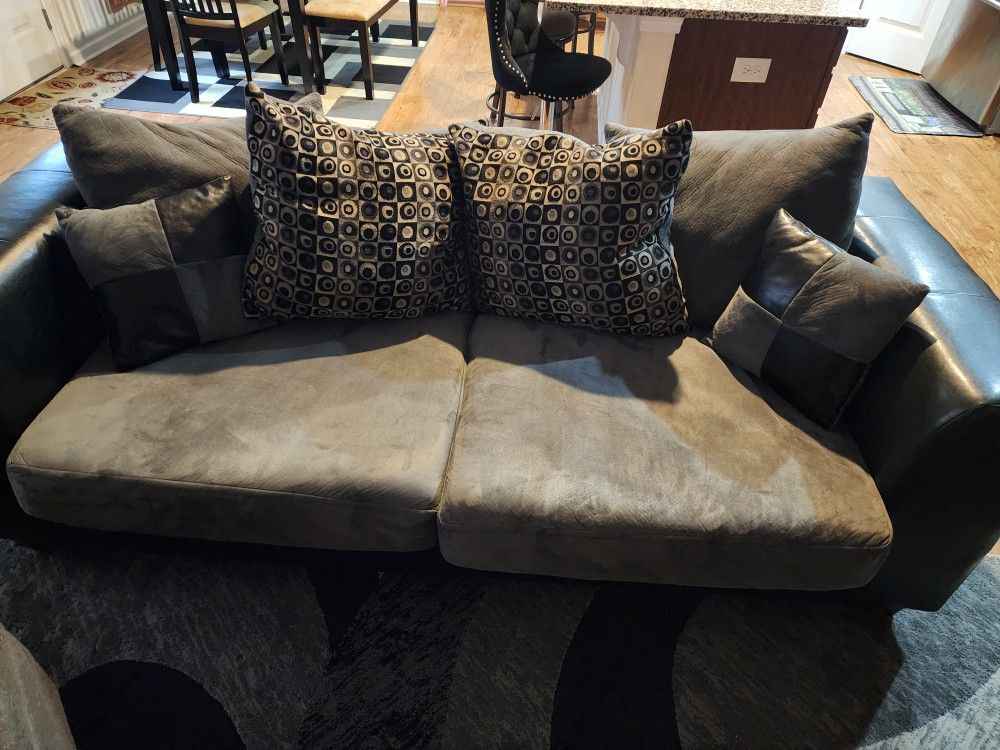 Sofa/couch