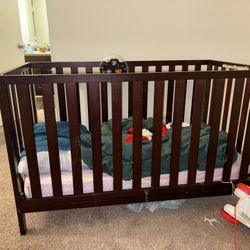 Crib With Mattress 