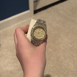 Swiss buss down watch