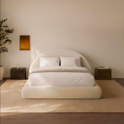 FULL SIZE BED FRAME
Velvet Upholstered, 6-Inch Curved Headboard