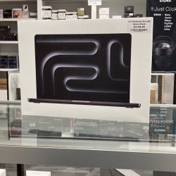 14” MacBook Pro M5 Chip 32gb/1Tb SSD