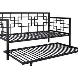 Daybed With Trundle 