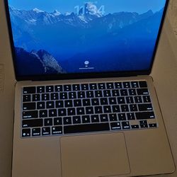 Macbook Air M4 13.6" (Starlight)
