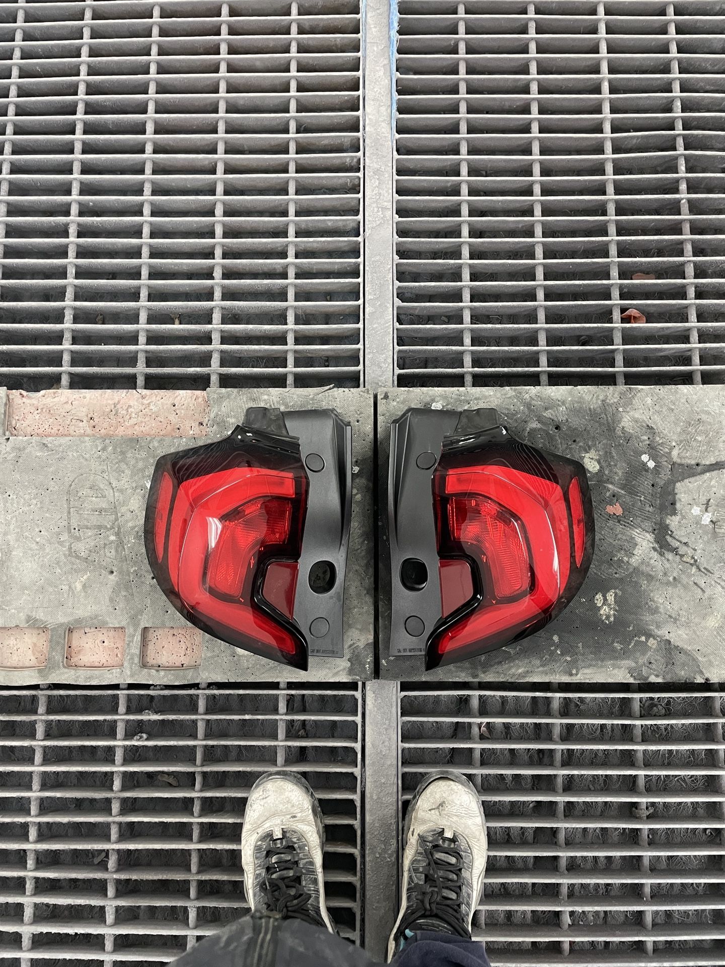 2018 - 2021 GMC Terrain Taillights OEM