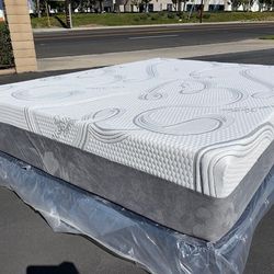 Queen Memory Foam 