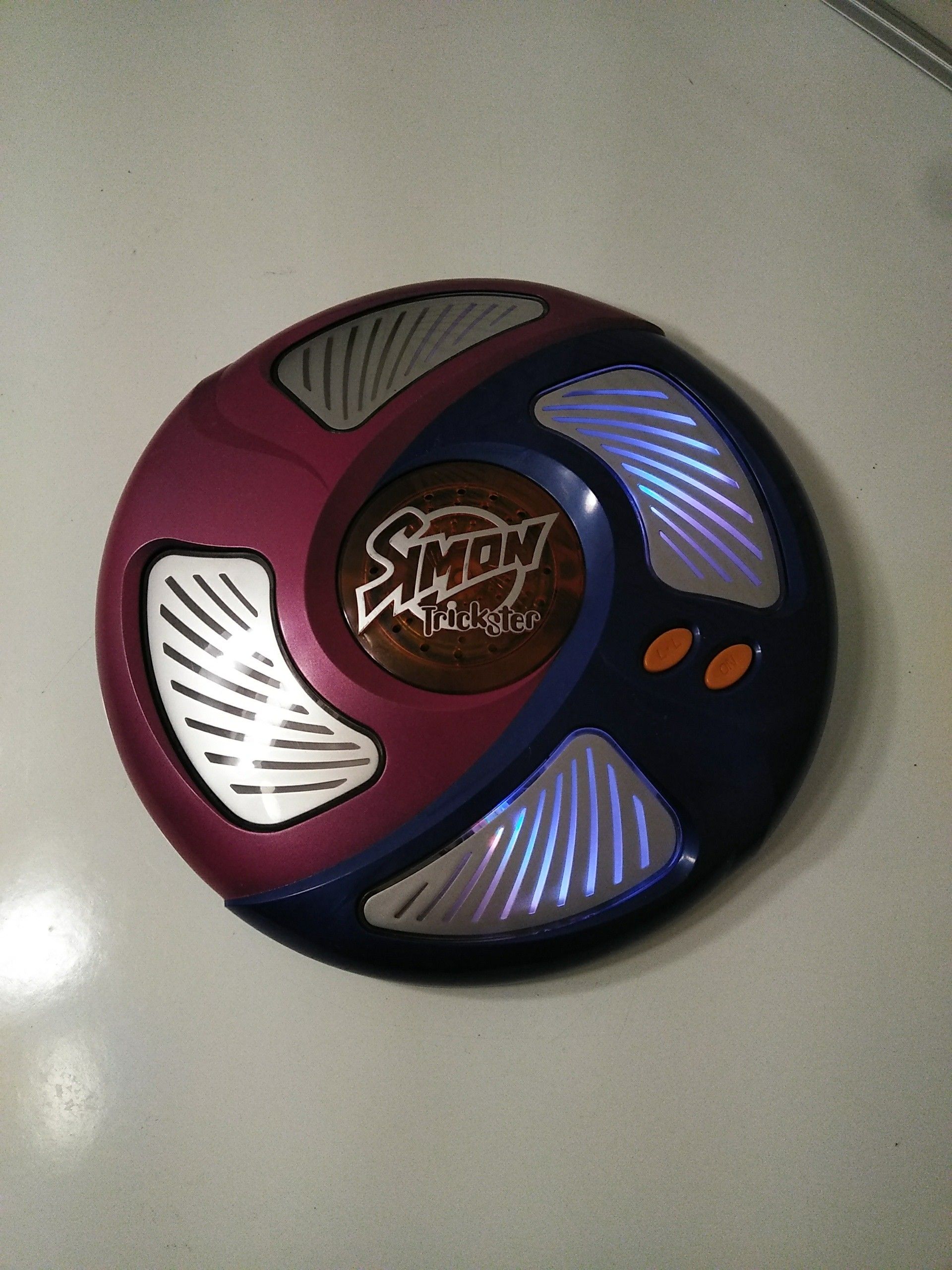Simon Trickster Memory Game