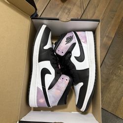 Jordan 1 Coral Tie Dye