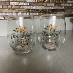 BRAND NEW SET OF 2 THANKFUL AND BLESSED WINE GLASSES