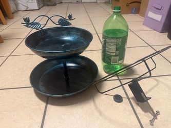 Two-Tier Metal Decorative birdbath with railing clamp
