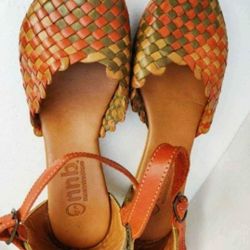 Women's Shoes Leather Size 8 Great Condition 