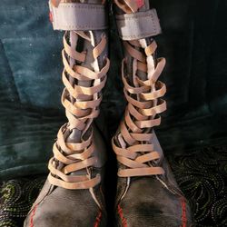 Rugged stone washed boot