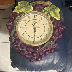 Vintage Grape Wall Clock