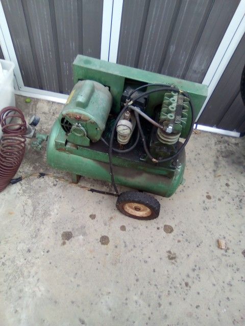 Craftsmen Compressor 