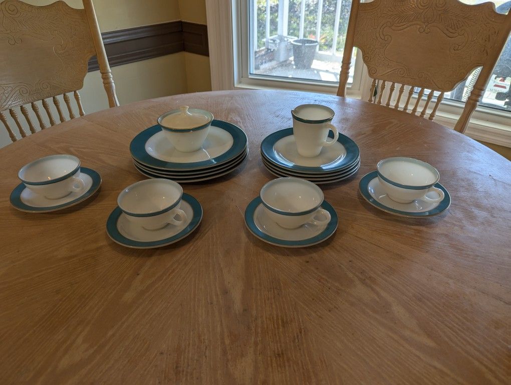 Pyrex Set