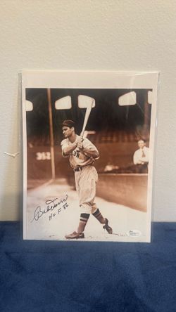 Bobby Doerr Boston Red Sox Signed Autographed 8x10  Photo JSA Authenticated