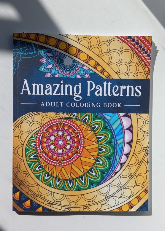 NEW Amazing Patterns: Adult Coloring Book/ Art / Craft Hobby 