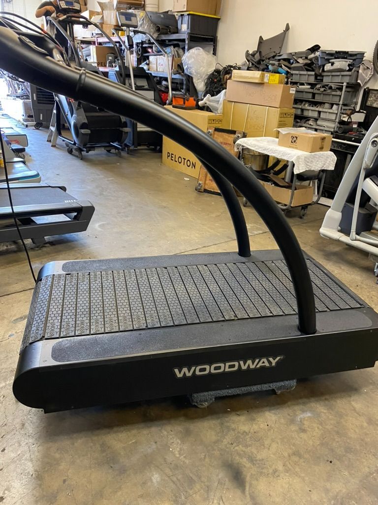 Woodway 4 Front Treadmill (Delivery Included)