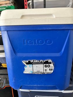 Igloo cooler 90 cans 60 quarts used