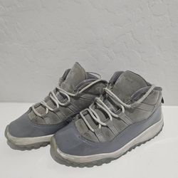 Kids Jordan 11s 10c