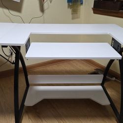 Sewing/ Craft Table