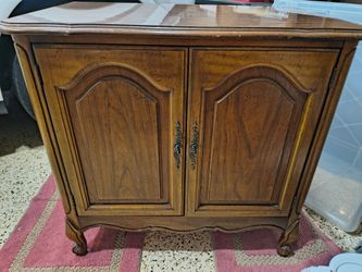 Henry Link Wood Console Accent Table - Well Cared For