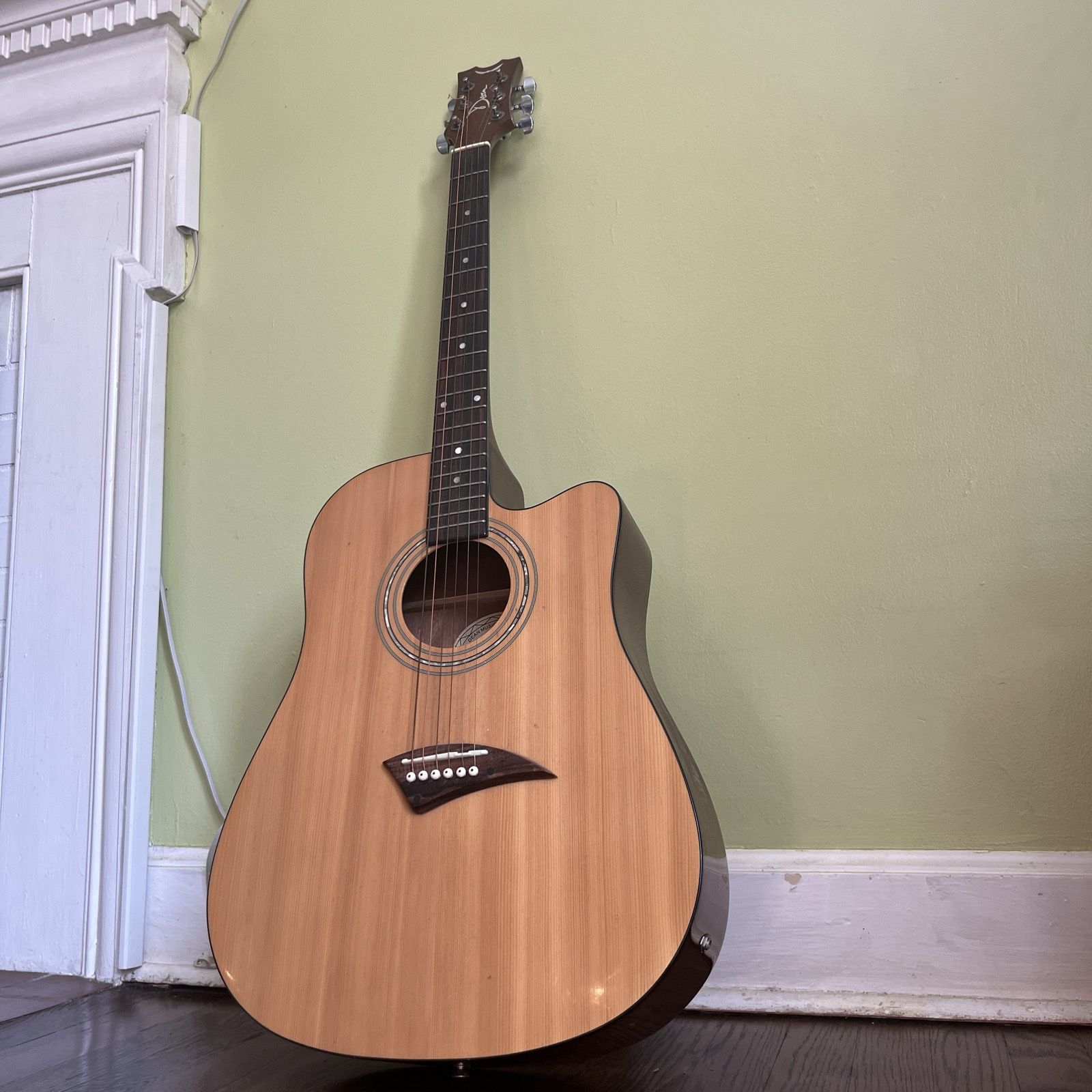 Dean Acoustic Electric Guitar