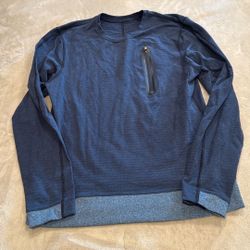 Men’s Lululemon Small Sweatshirt 