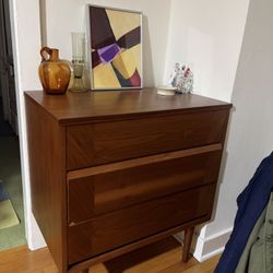 MCM Dresser
