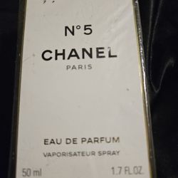 Sealed No 5 Chanel