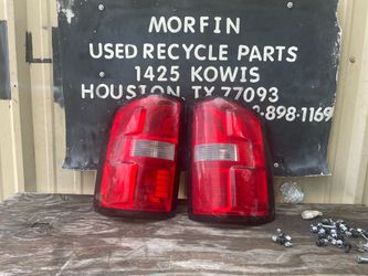 2014-2018 GMC Sierra 1500/2500/3500 Truck OEM Red Tail Light Pair