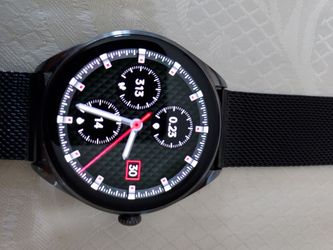 Super thin smartwatch long life battery brand new in the box