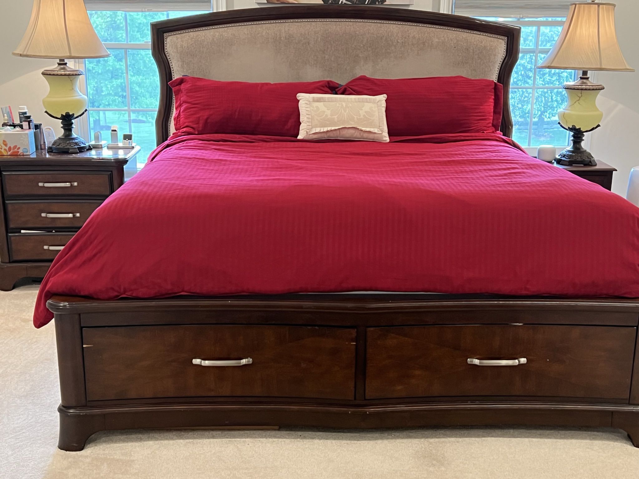 King Bed With Storage 