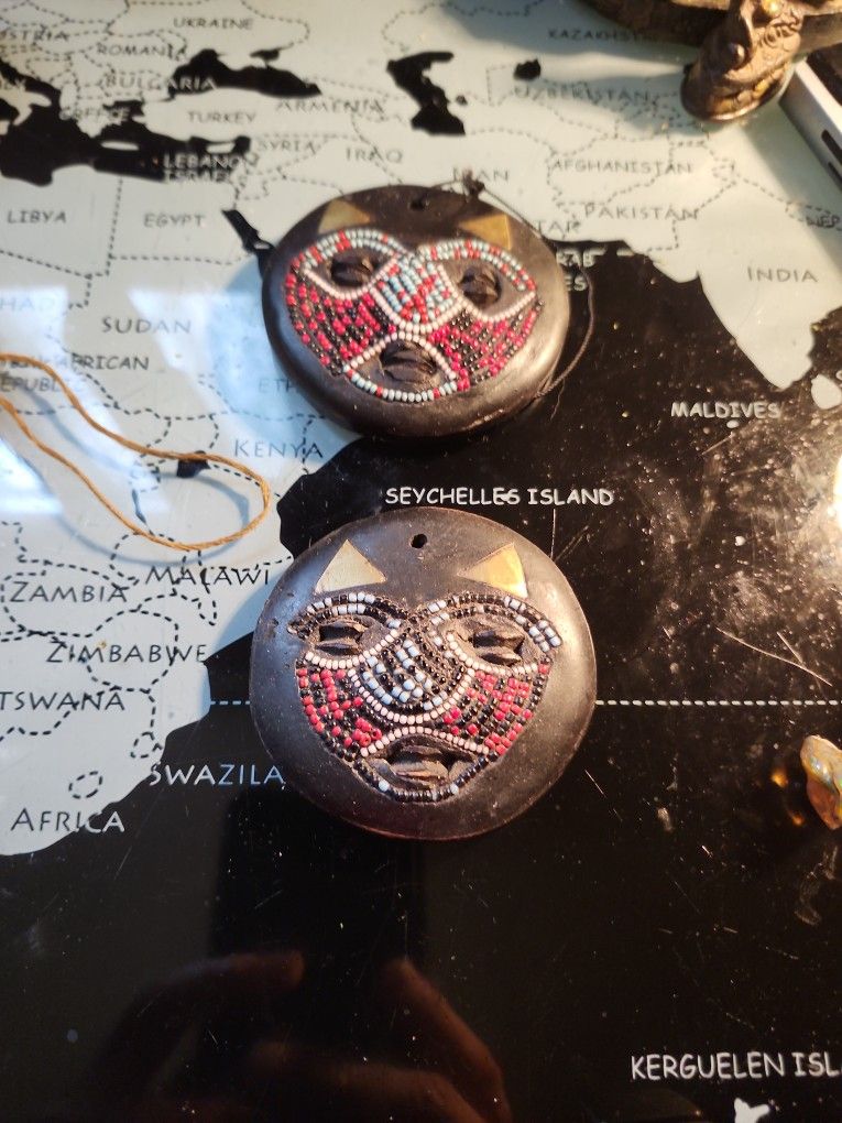 2 Wood Small Masks