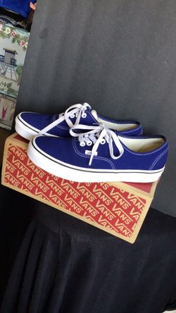 Vans Classic Authentic low top shoes size men 7 or women 8.5