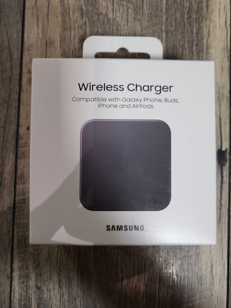 Samsung - Fast Charge Wireless pad - Black