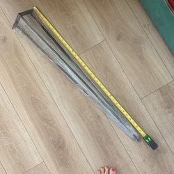 Black Metal hairpin Leg