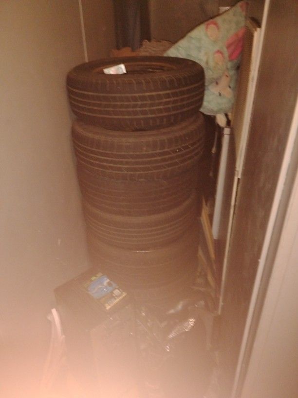 Assorted Tires With Rims