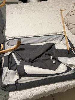 Bedside Baby Bassinet / Co-Sleeper – Gray & Wood Finish