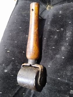 Antique Roller 