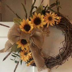New Handmade Sunflower Farmhouse Wreath