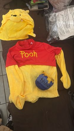 Whinnie the Pooh costume  size 18 months