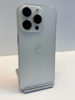 Apple iPhone 15 PRO 256gb. ( Unlocked Phone )
