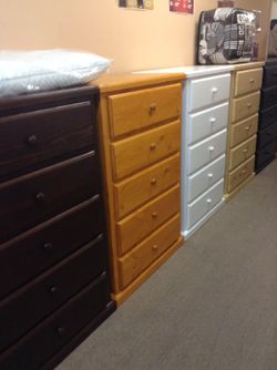 Pinewood Dressers New