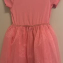 Dress For Girls Size 6-7. Three Dress For $15