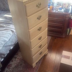 Small Dresser 