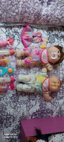 Cabbage patch dolls
