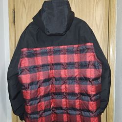 PENDLETON men's XL red & black plaid 650 down hooded jacket