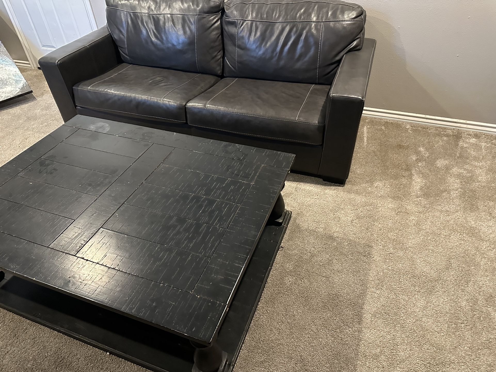 2 Sofas , 1 Coffee Table, 1 End Table